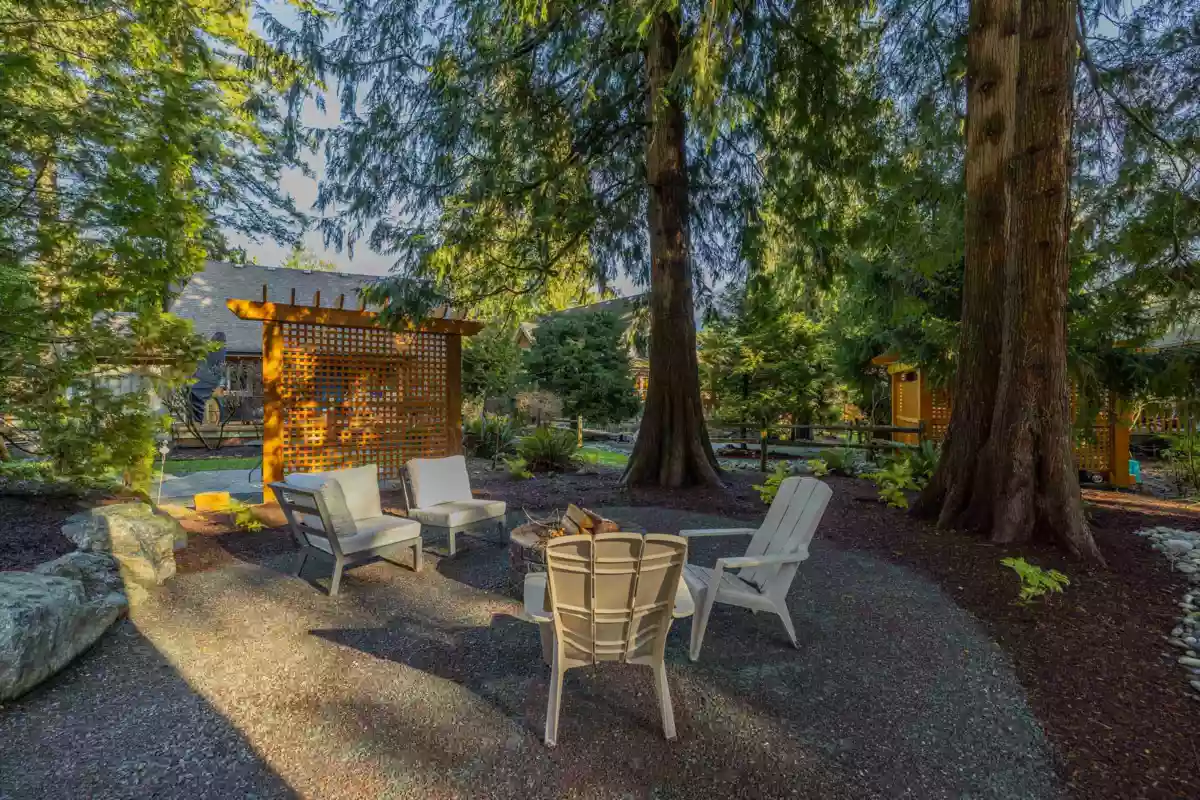 Entry Foyer Photo of 1818 Tree House Trail, Lindell Beach, BC