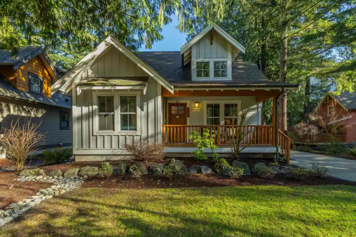Living Room Photo of 1818 Tree House Trail, Lindell Beach, BC