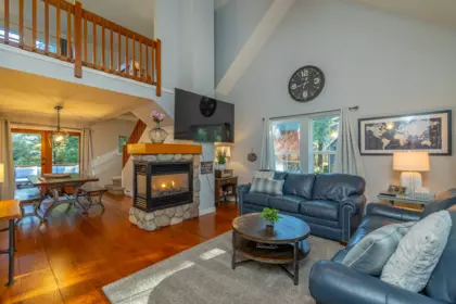 Dining Area Photo of 1818 Tree House Trail, Lindell Beach, BC