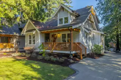 1818 Tree House Trail, Lindell Beach, BC, Cultus Lake South — 2 bed single family residence for sale