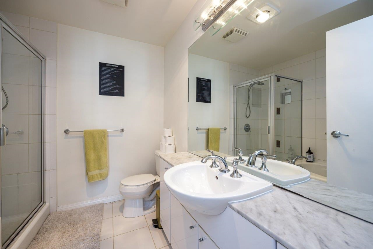 Neighborhood Park Photo Near 2107 188 E Esplanade, North Vancouver, BC