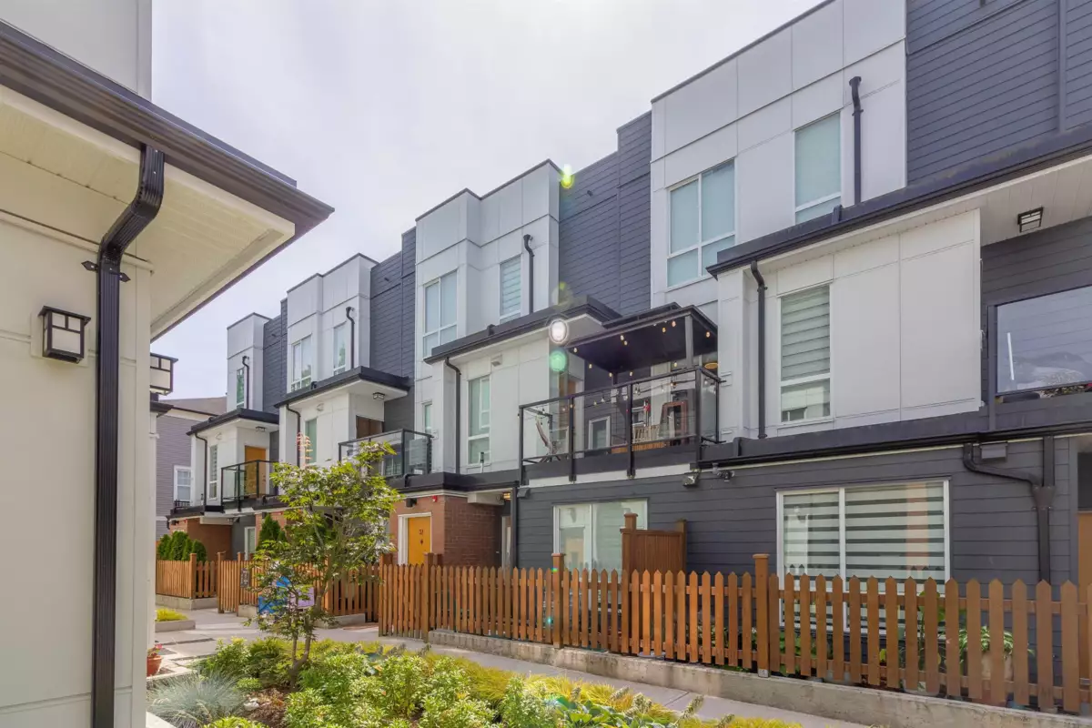 Garden / Landscaping Photo of 31 18855 72 Avenue, Surrey, BC
