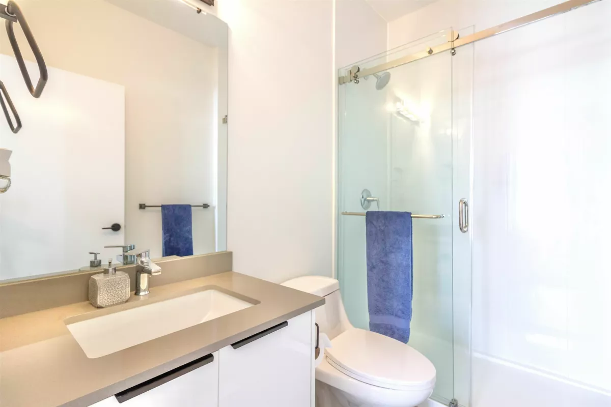 Laundry Room Photo of 31 18855 72 Avenue, Surrey, BC
