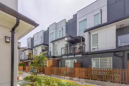 Garden / Landscaping Photo of 31 18855 72 Avenue, Surrey, BC