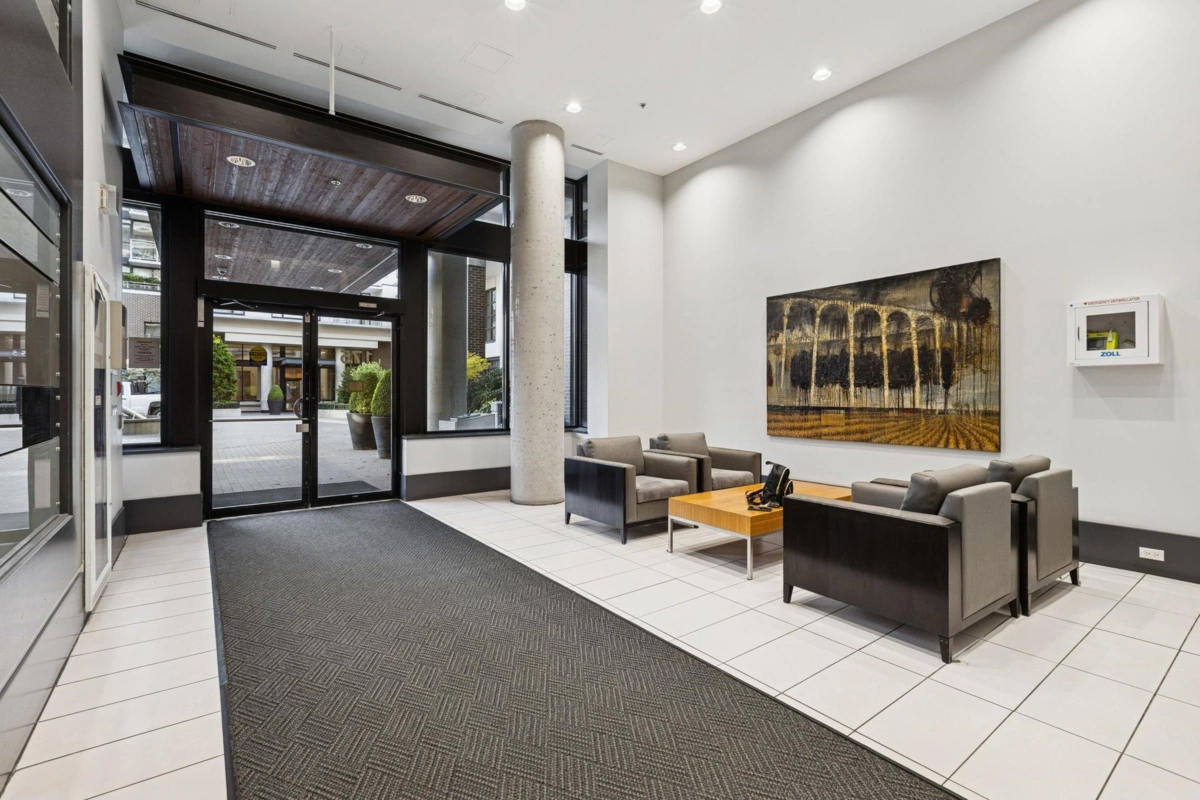 Entry Foyer Photo of 104 175 W 1st Street, North Vancouver, BC