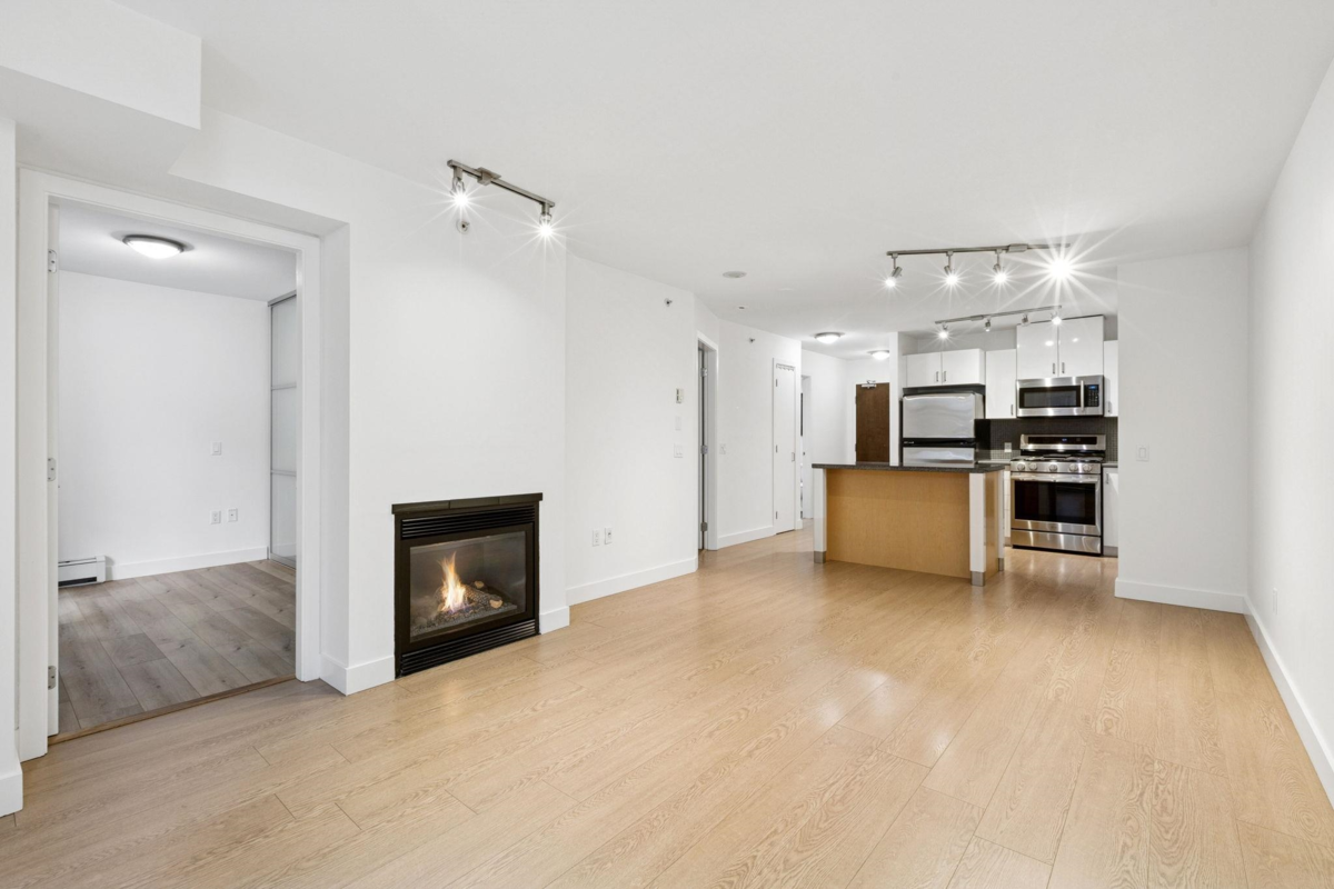 Family Room Photo of 104 175 W 1st Street, North Vancouver, BC