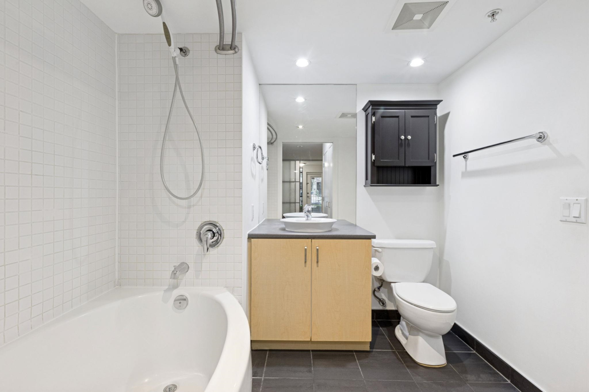 Office / Den Photo of 104 175 W 1st Street, North Vancouver, BC