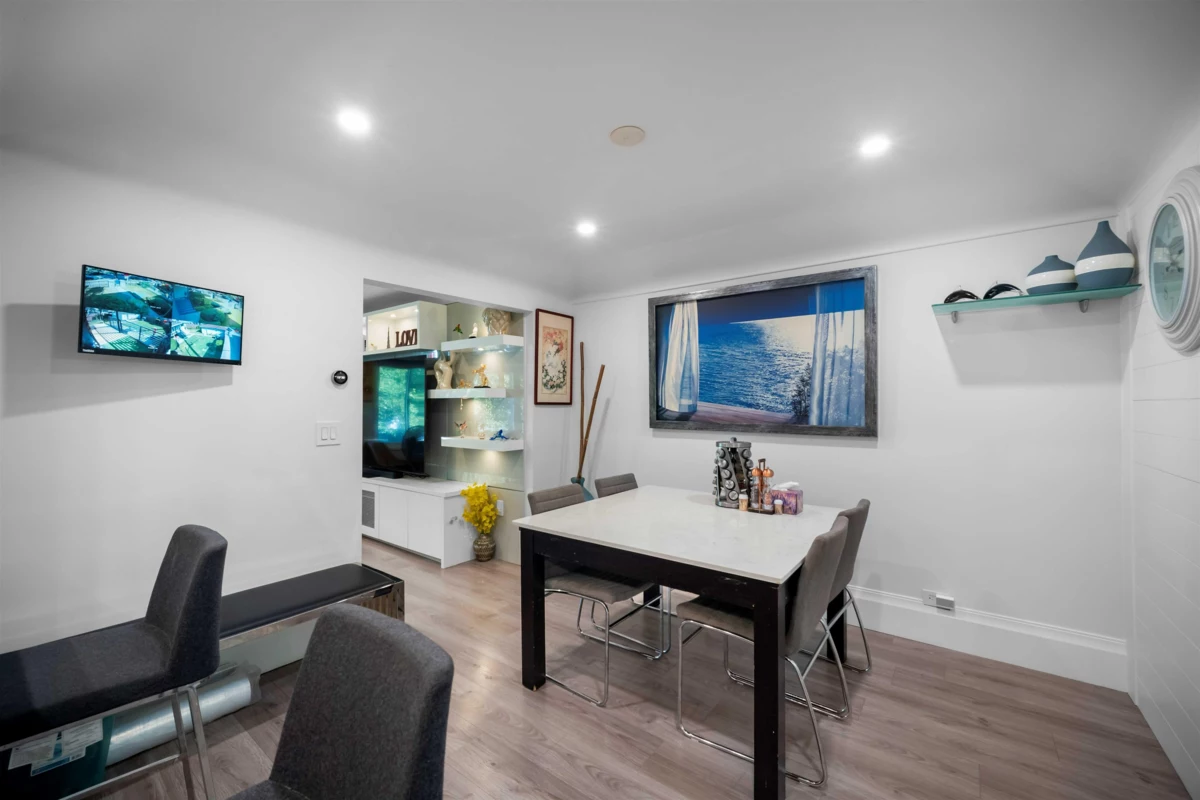 Dining Area Photo of 6978 Mckinnon Street, Vancouver, BC