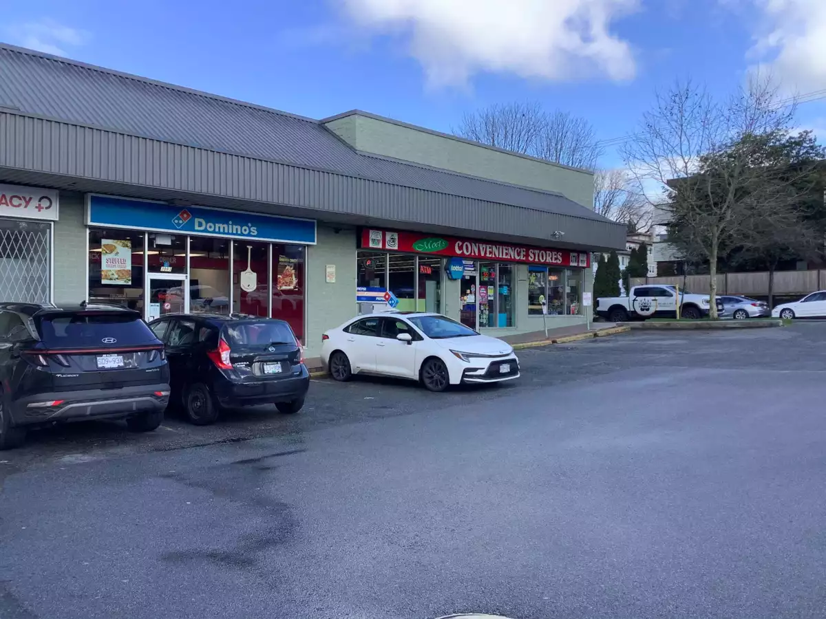 Living Room Photo of 301 16 Lakewood Drive, Vancouver, BC
