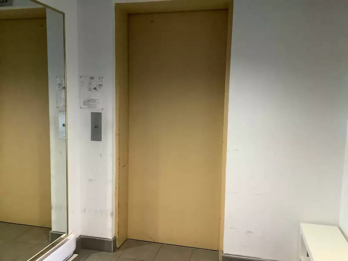 Walk-In Closet Photo of 301 16 Lakewood Drive, Vancouver, BC