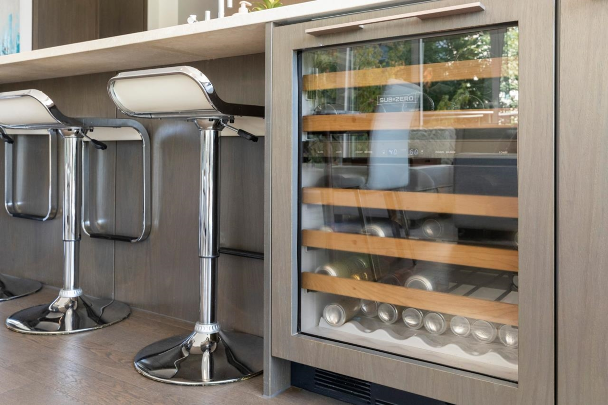 Primary Bathroom Photo of 201 499 Pacific Street, Vancouver, BC