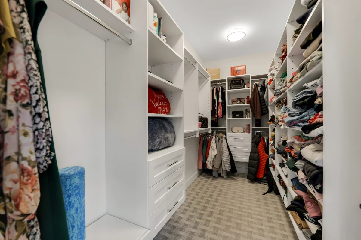 Bedroom 3 Photo of 39404 Cardinal Drive, Squamish, BC