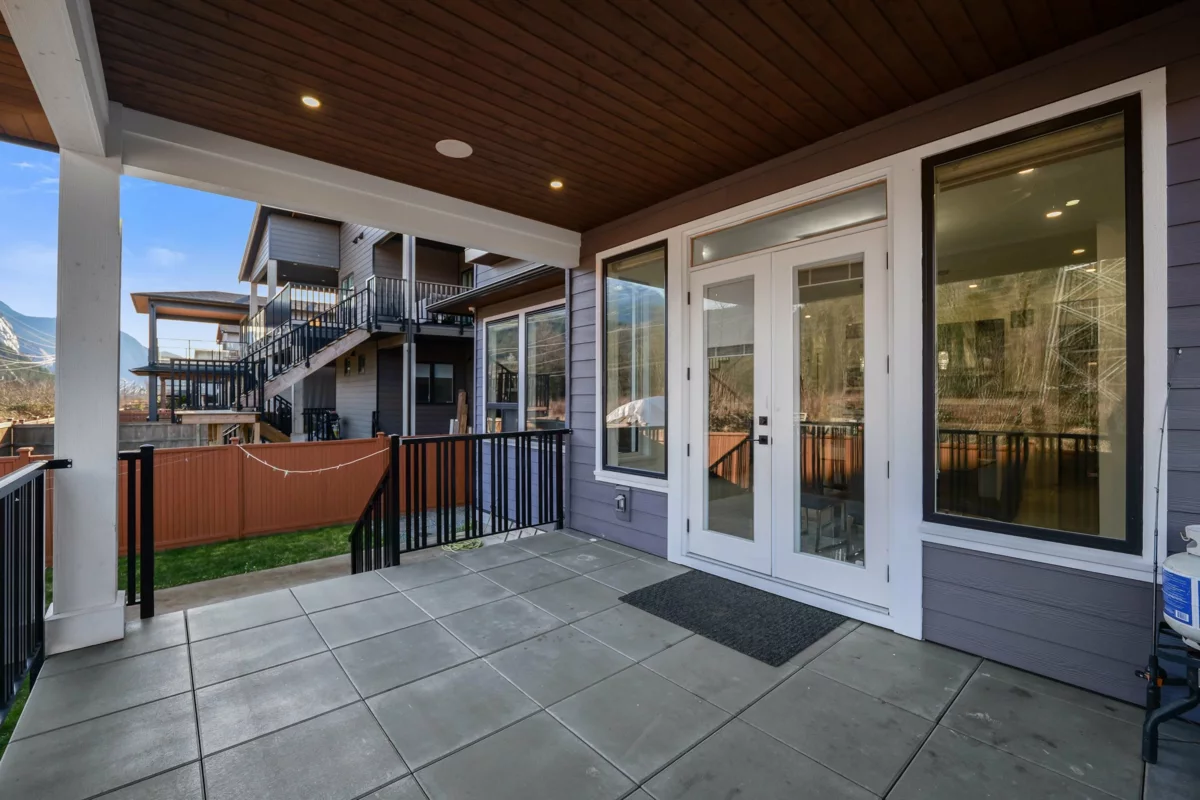 Garage Interior Photo of 39404 Cardinal Drive, Squamish, BC