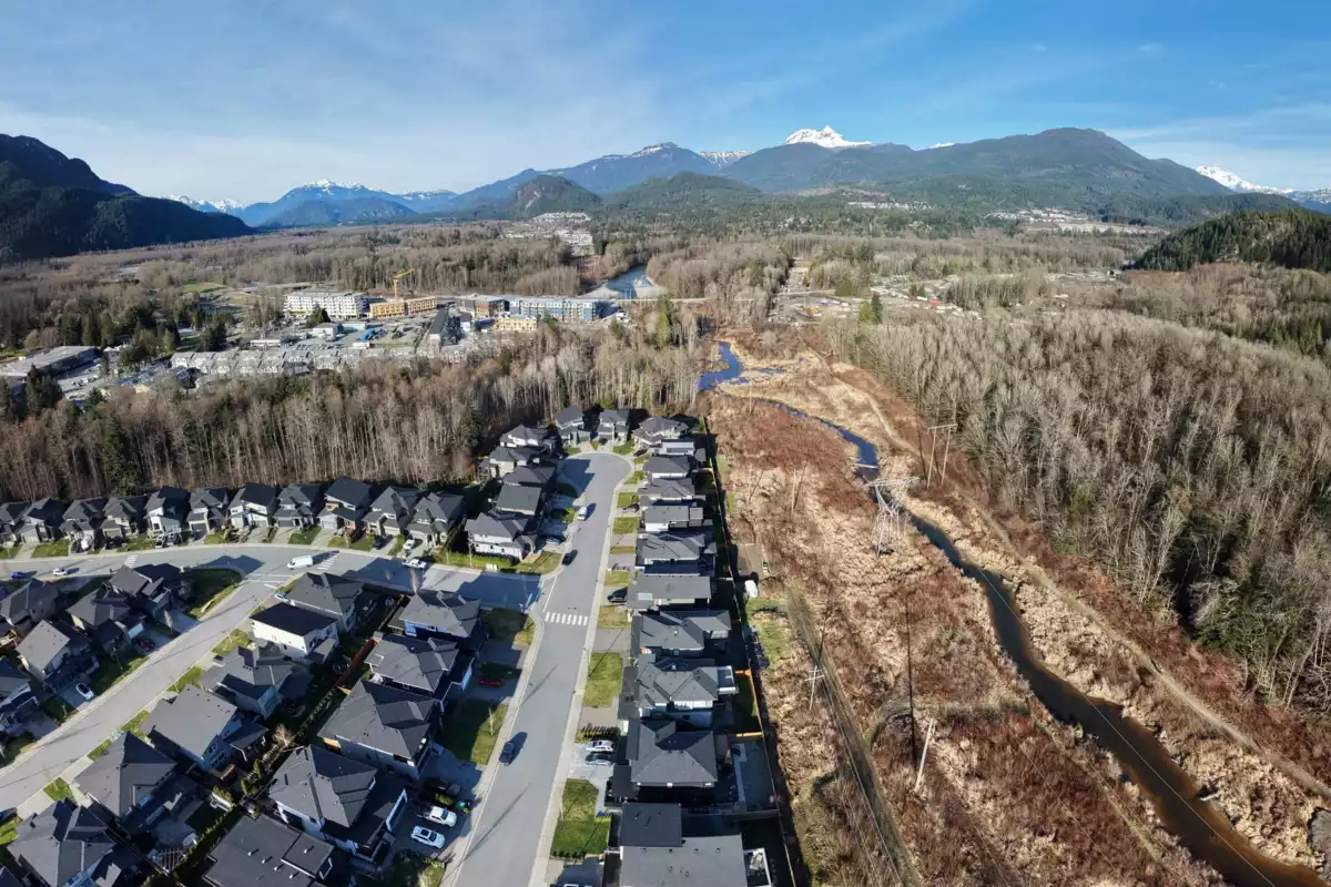Outdoor Deck Photo of 39404 Cardinal Drive, Squamish, BC
