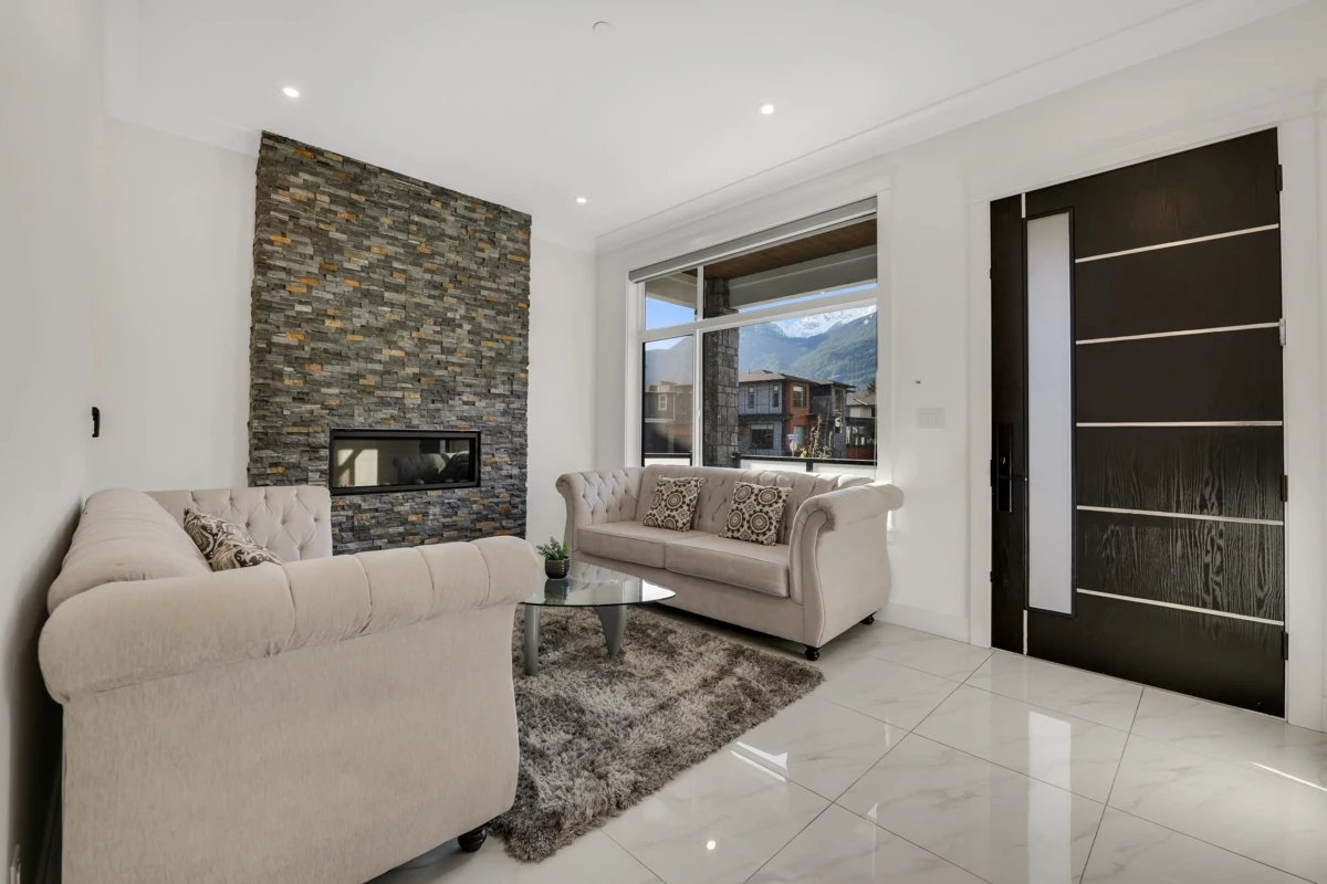 Primary Bathroom Photo of 39404 Cardinal Drive, Squamish, BC