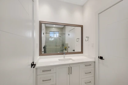 Laundry Room Photo of 39404 Cardinal Drive, Squamish, BC
