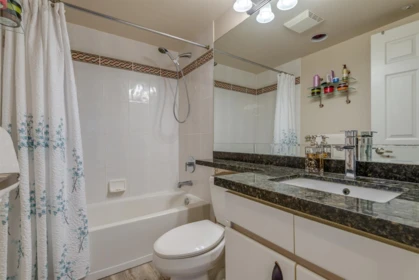 Powder Room Photo of 2001 888 Hamilton Street, Vancouver, BC