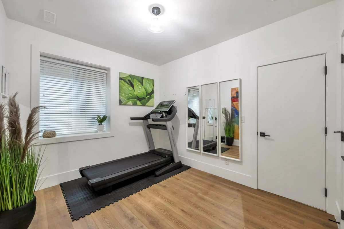 Aerial View of 1038 Stevens Street, White Rock, BC