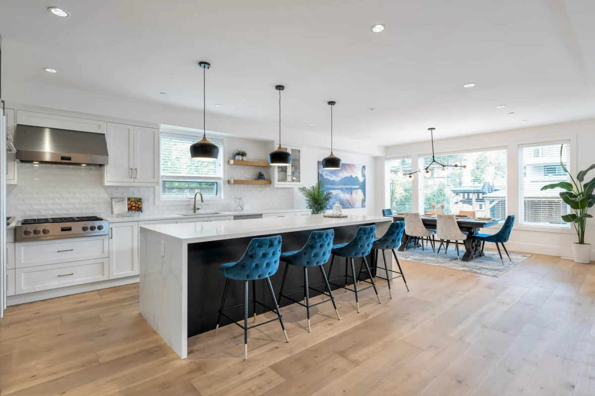 Dining Area Photo of 1038 Stevens Street, White Rock, BC
