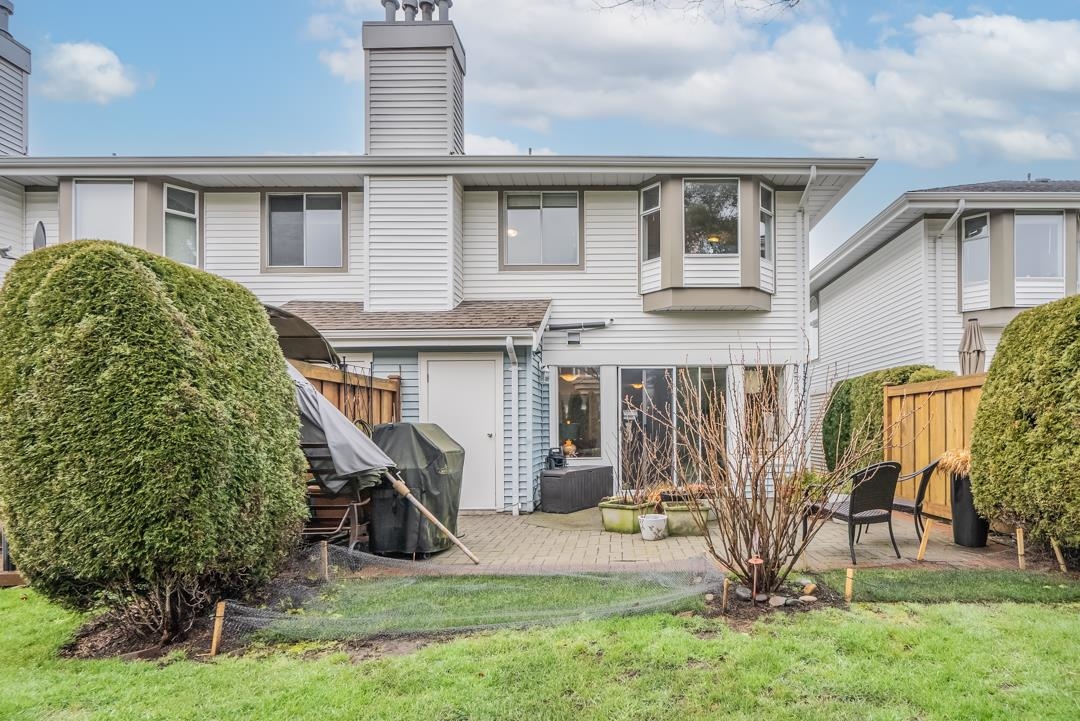 Swimming Pool Photo of 31 12331 Phoenix Drive, Richmond, BC