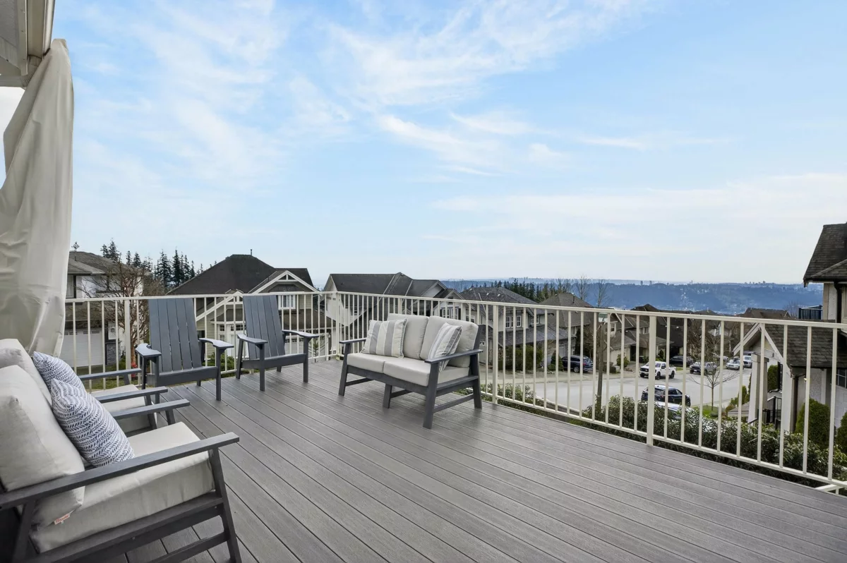 Powder Room Photo of 4 Hickory Drive, Port Moody, BC