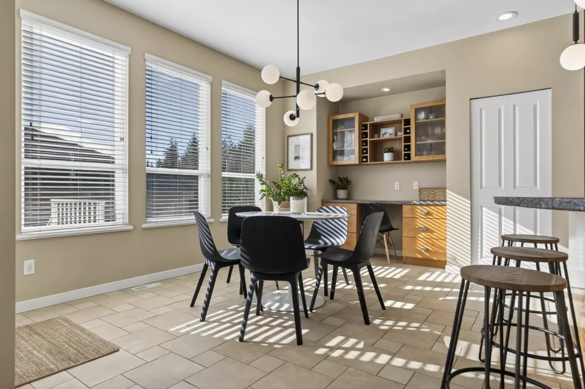 Walk-In Closet Photo of 4 Hickory Drive, Port Moody, BC