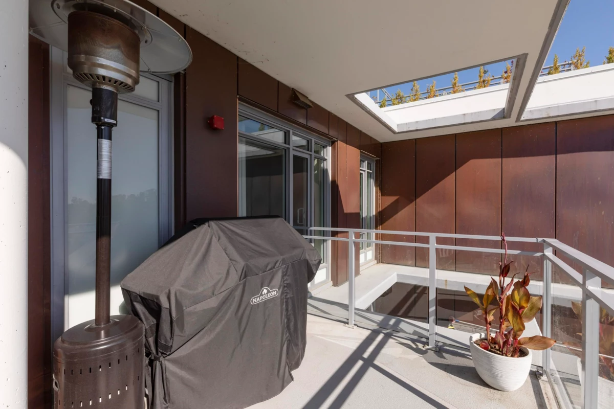 Entry Foyer Photo of 508 3198 Riverwalk Avenue, Vancouver, BC