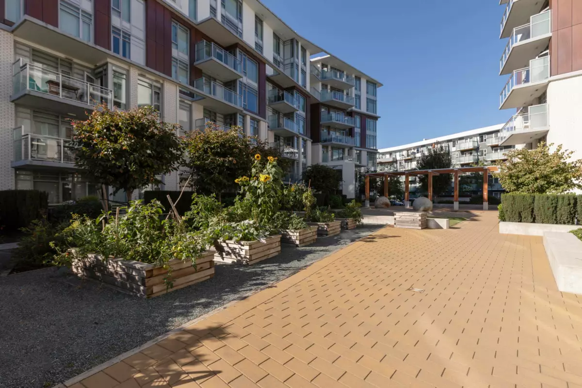 Front Yard Photo of 508 3198 Riverwalk Avenue, Vancouver, BC