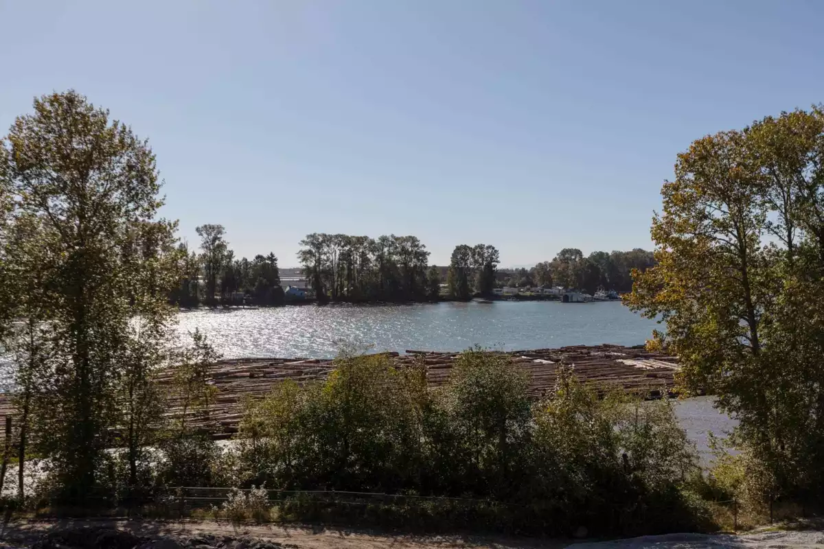 Loft / Bonus Room Photo of 508 3198 Riverwalk Avenue, Vancouver, BC