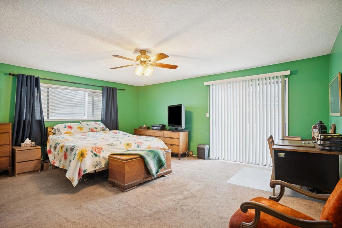 Bedroom 3 Photo of 8264 14th Avenue, Burnaby, BC