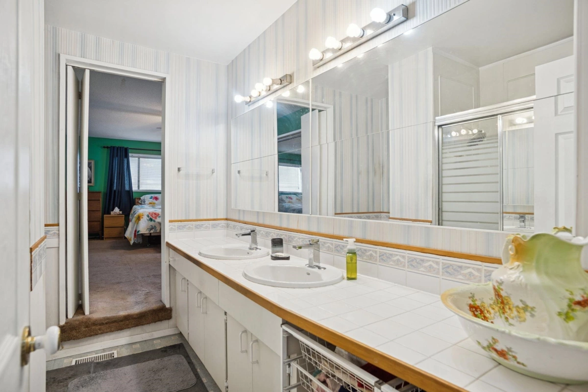 Powder Room Photo of 8264 14th Avenue, Burnaby, BC