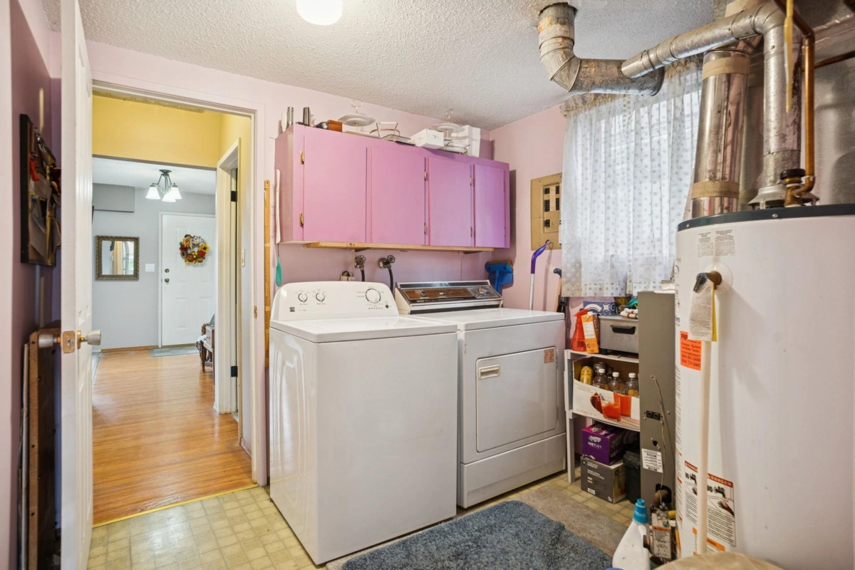 Staircase Photo of 8264 14th Avenue, Burnaby, BC