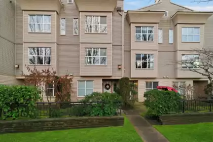 4 12449 191 Street, Pitt Meadows, BC, Pitt Meadows — Townhouse for sale