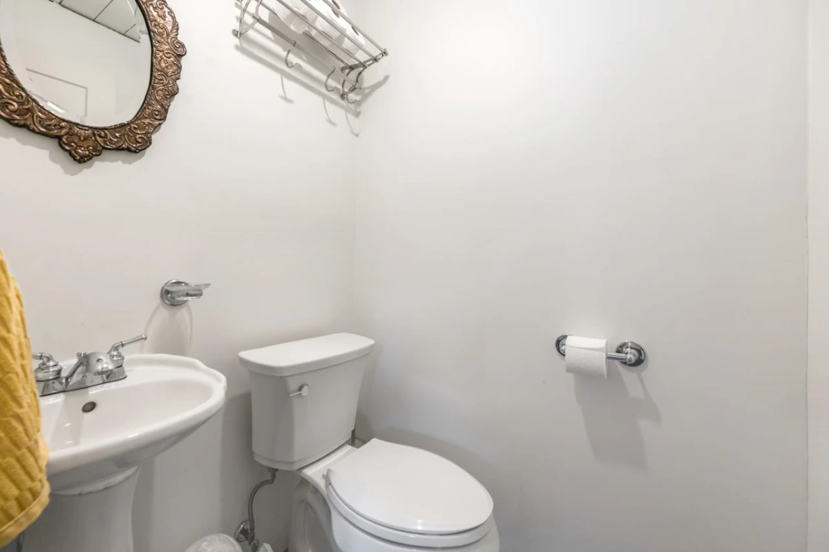 Guest Bathroom Photo of 1311 Nanaimo Street, New Westminster, BC