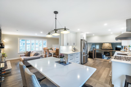 18883 120 Avenue, Pitt Meadows, BC, Central Meadows — 3 bed single family residence for sale