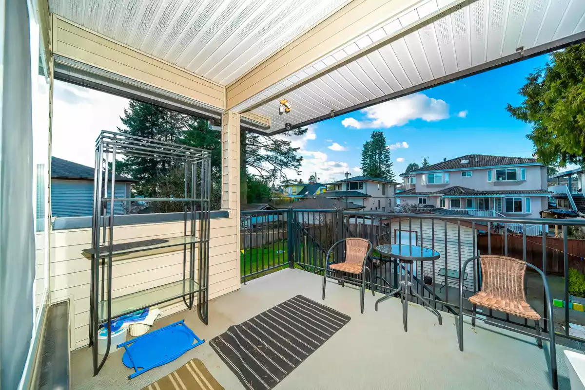 Basement Recreation Room Photo of 7987 13th Avenue, Burnaby, BC