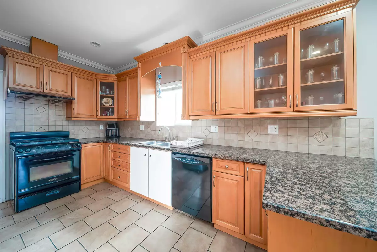 Bedroom 2 Photo of 7987 13th Avenue, Burnaby, BC