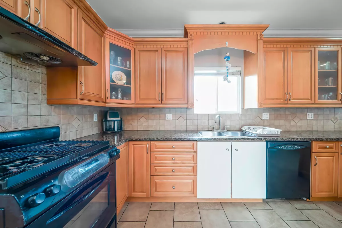 Bedroom 4 Photo of 7987 13th Avenue, Burnaby, BC