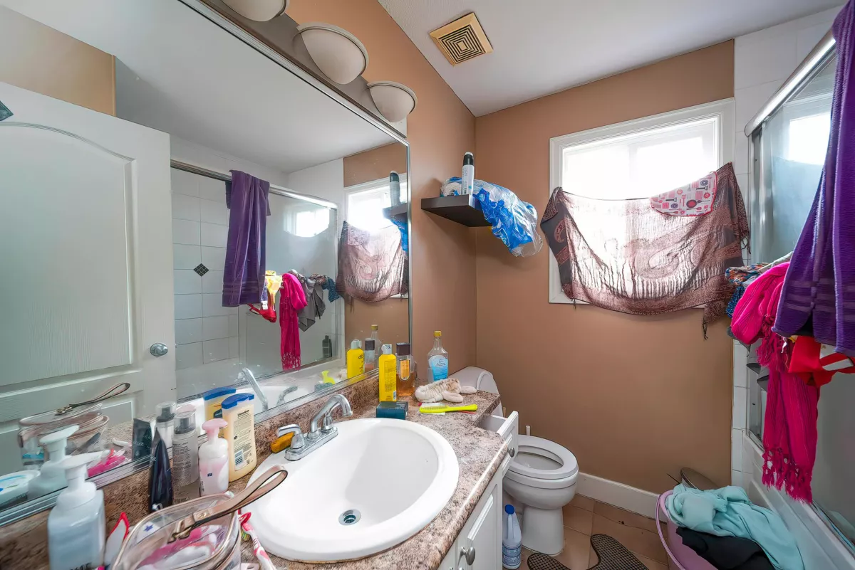 Hot Tub / Spa Photo of 7987 13th Avenue, Burnaby, BC