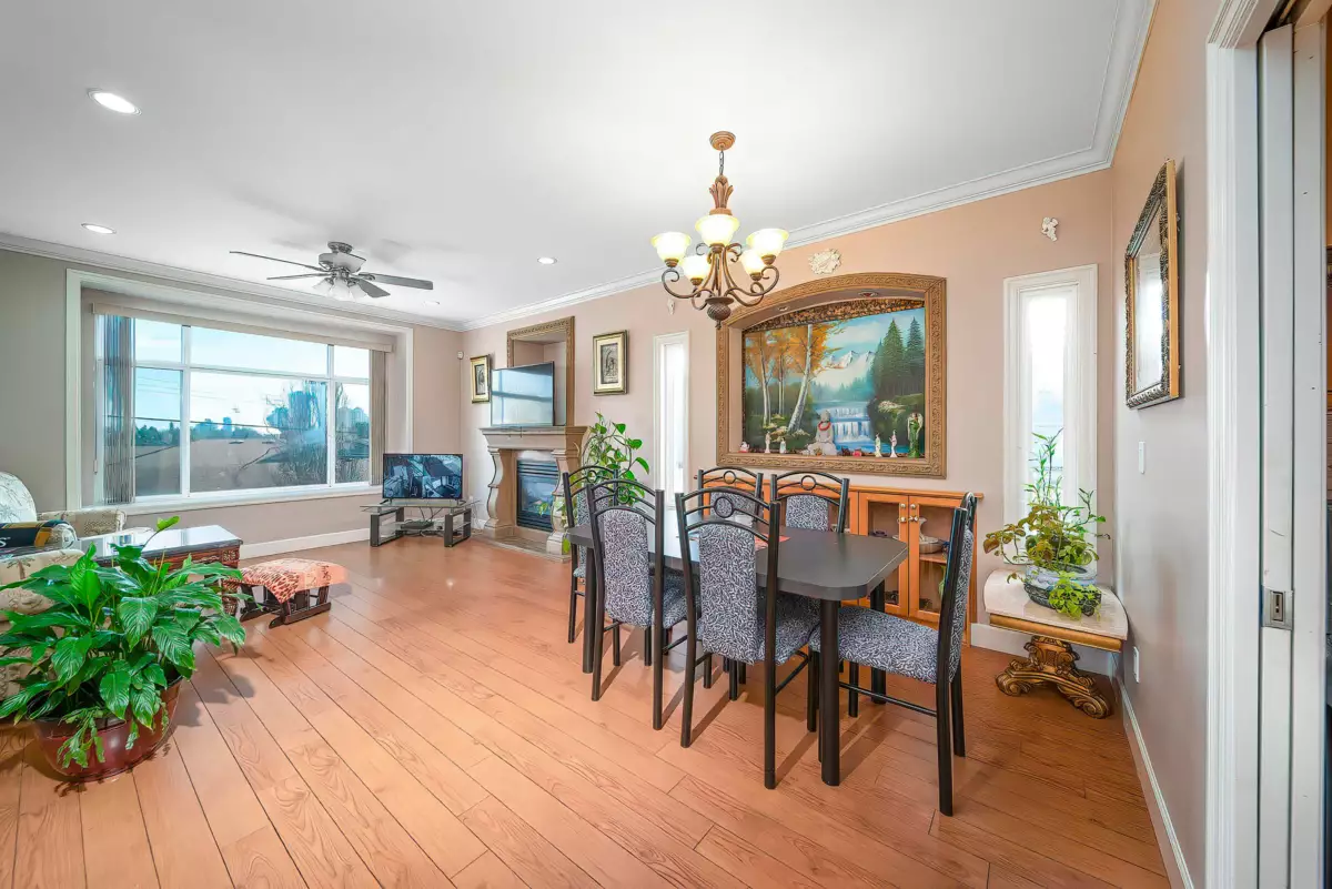 Kitchen Island Photo of 7987 13th Avenue, Burnaby, BC