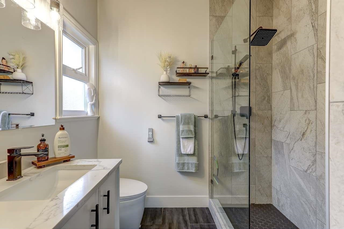 Backyard Photo of 6842 184th Street, Surrey, BC