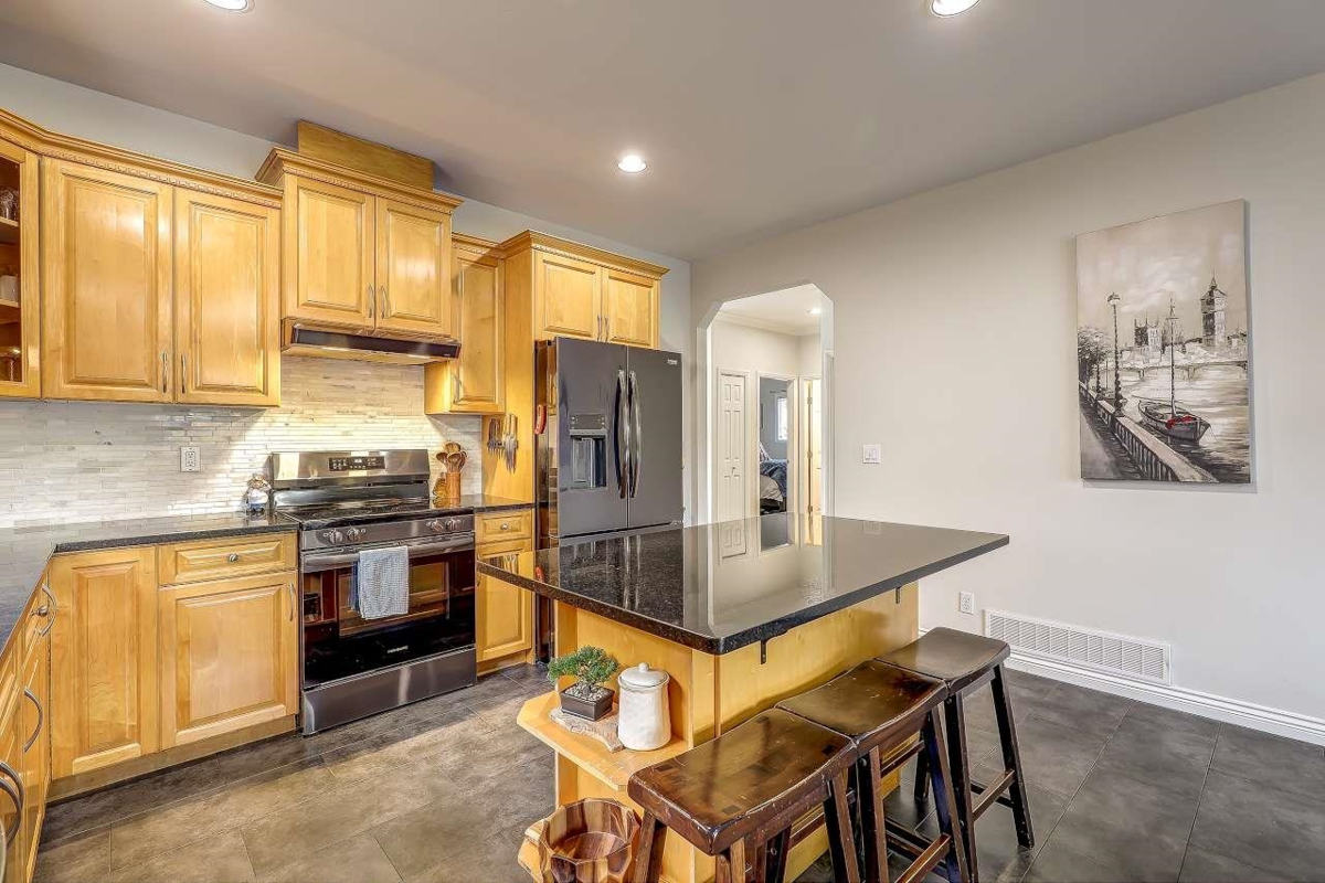 Loft / Bonus Room Photo of 6842 184th Street, Surrey, BC