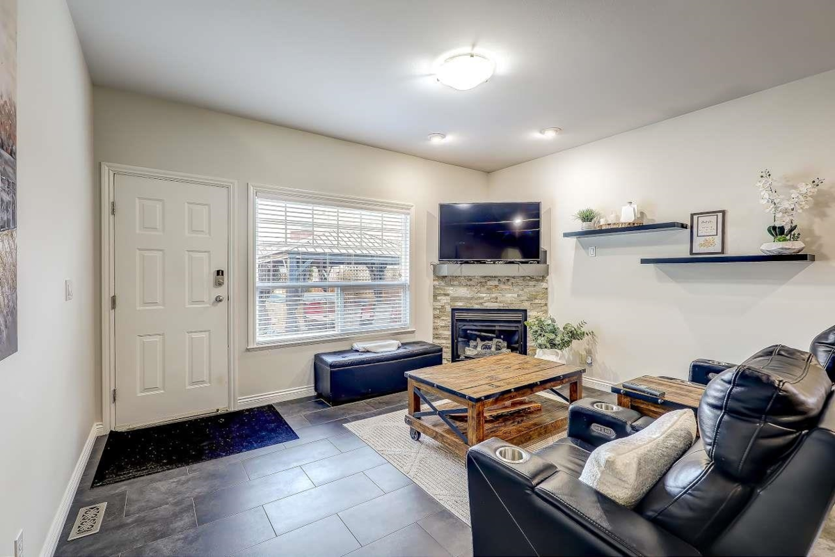 Mudroom Photo of 6842 184th Street, Surrey, BC