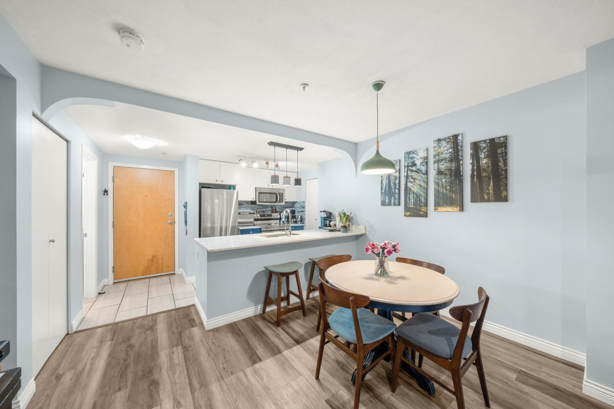 Primary Bedroom Photo of 316 6833 Village Green, Burnaby, BC