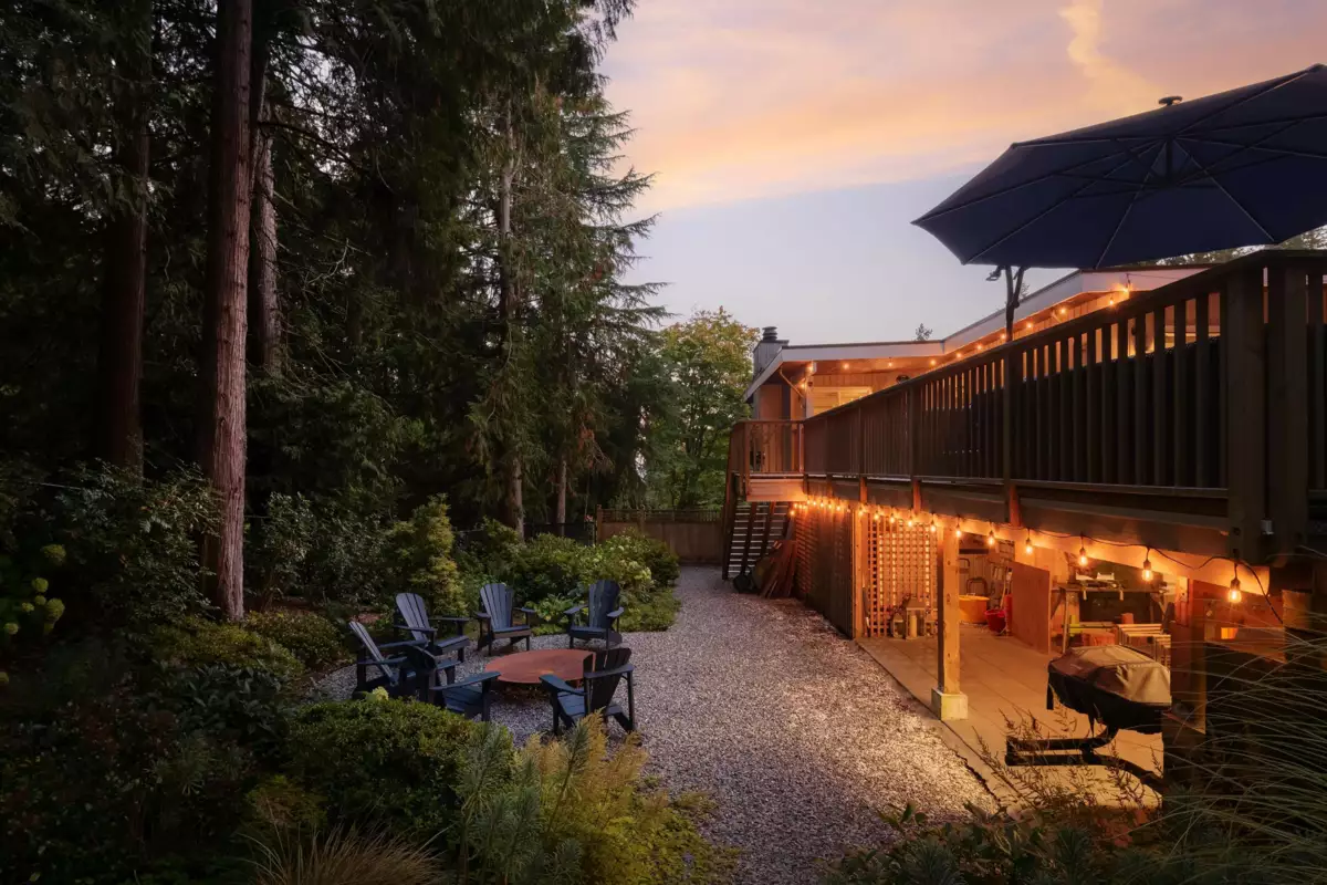 Front Yard Photo of 4445 Stone Court, West Vancouver, BC