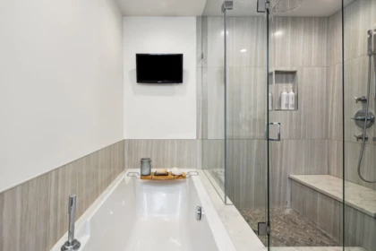 Powder Room Photo of 4445 Stone Court, West Vancouver, BC