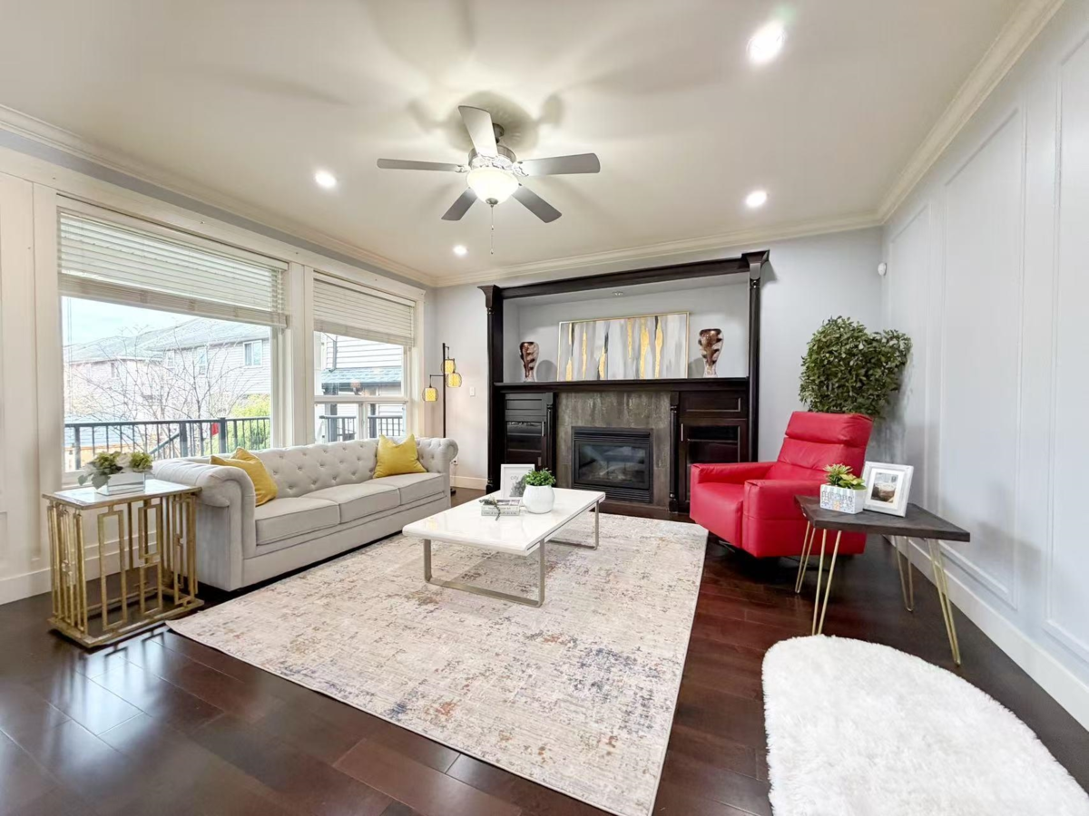Breakfast Nook Photo of 21019 80b Avenue, Langley, BC