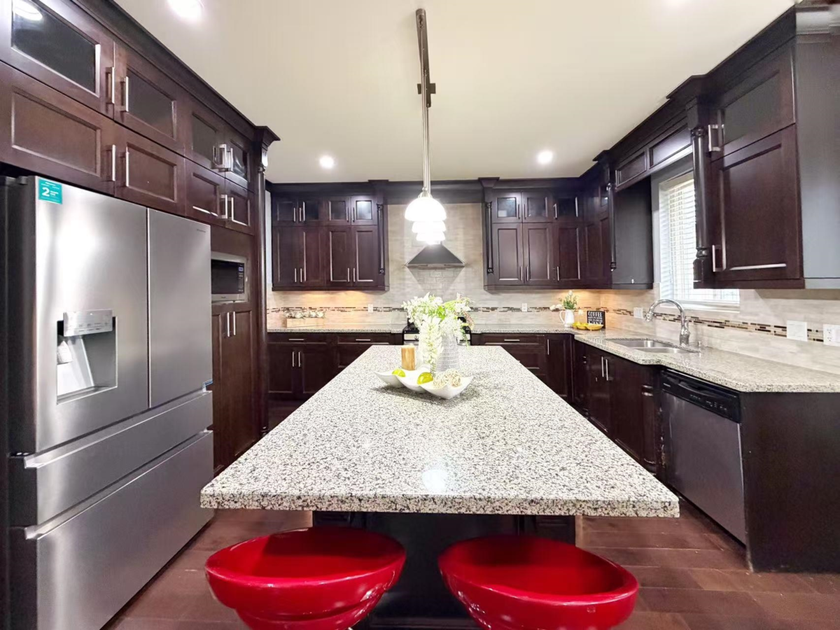 Powder Room Photo of 21019 80b Avenue, Langley, BC