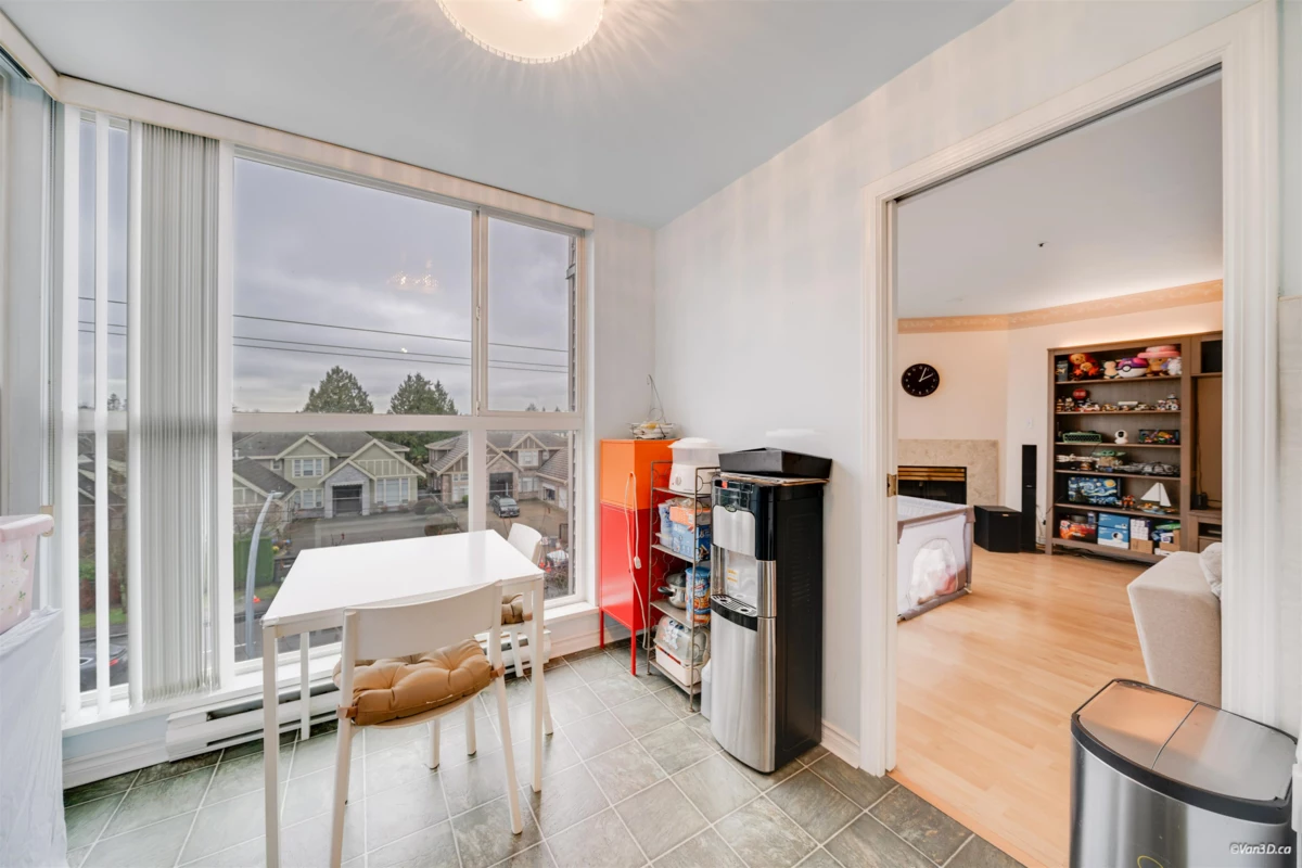 Breakfast Nook Photo of 301 7700 Gilbert Road, Richmond, BC