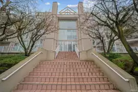 301 7700 Gilbert Road, Richmond, BC